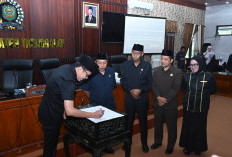 Bentuk Kepedulian Warga, DPRD Trenggalek Sahkan Perda Penyelenggaraan Jaminan Sosial Ketenagakerjaan
