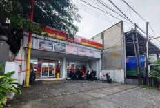 Motor Karyawan Alfamart Dicuri Bandit di Ngagel Madya Surabaya, Pelaku Sempat Belanja