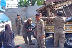 Toleransi Berakhir, Satpol PP Kota Pasuruan Bongkar Paksa Lapak PKL di Stasiun dan Pelabuhan