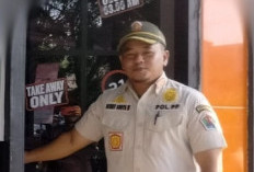 Satpol PP Kota Malang Sita 97 Botol Miras Tak Berizin di 3 Lokasi Berbeda