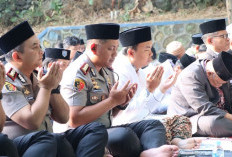 Kapolresta Malang Kota dan Wawali Salat Istisqa, Imbau Warga Cegah Kebakaran