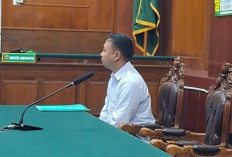 Didakwa Main Judi Online Pakai 12 Akun Situs, Sion Jalani Sidang di Surabaya Tak Ditahan Rutan