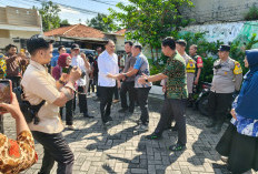 Pasar Murah Simomulyo Baru Diserbu Warga, Wali Kota Eri Cahyadi Pastikan Stok Pangan Aman