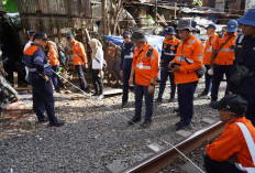 Pastikan Proyek Double Track Aman, PT KAI Daop 8 Surabaya Cek Jalur Wonokromo–Sepanjang 