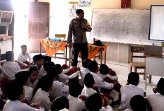 Sosialisasi Bahaya Narkoba dan Bullying, Kanit Binmas Polsek Kokop Sambangi Siswa SDN Katol Timur