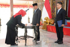 Dorong Peningkatan Mutu Pendidikan, Bupati Bangkalan Lantik 67 Kepala Sekolah