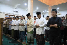 Polres Kediri Kota Istiqomah, Tarawih Bersama Warga Bangun Kedekatan Spiritual