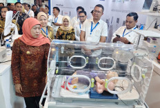 Teknologi AI Serbu Layanan Kesehatan, Khofifah Dorong Rumah Sakit Jatim Bertransformasi