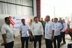 Staf Khusus Kepresidenan Tinjau Koperasi Merah Putih di Sidoarjo