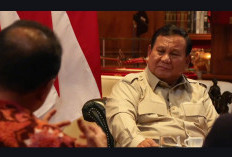 Prabowo Ungkap Kebiasaan ‘News Junkie’: Bangun Dini Hari Pantau Isu Global di YouTube