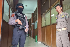 KPK Kumpulkan Seluruh Kepala OPD dan Geledah Ruangan di  Pemkab Tulungagung