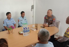 Polsek Lakarsantri Sambangi Sekolah At-Taqwa Bangkingan, Perkuat Keamanan Jelang Libur Panjang