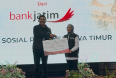 Bank Jatim Salurkan CSR ke Dinsos Jawa Timur, Dukung Kegiatan Puncak Hari Jadi ke-81 Pemprov Jatim