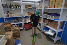 Penyandang Disabilitas di Karanganyar Jadi Tulang Punggung Kebersihan Dapur MBG