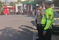 Antisipasi Gangguan Kamtibmas, Polsek Sukomanunggal Gelar Patroli dan Cek Kondisi SPBU Kupang Jaya