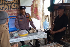 Polisi Ngawi Patroli dan Sambang Warga Padas