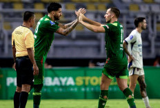 Ganas! Cetak 10 Gol dalam 3 Laga, Lini Depan Persebaya Jadi Ancaman Serius Persis Solo