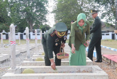 HUT Ke-81 TNI, Kodim 0827/Sumenep Ziarah Daerah di TMP Jokotole