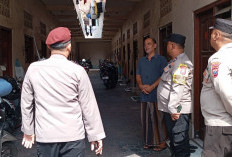 Antisipasi Kerawanan Ramadan, Polsek Gayungan Sisir Kos-kosan dan Pemukiman Lewat Patroli Door to Door