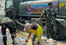 Yon-Tp 532/Pangeran Timur Dropping 20.000 Liter Air Bersih di Madiun