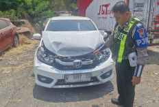 Empat Kendaraan Terlibat Kecelakaan Beruntun di Tol Gunungsari Surabaya