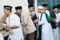 Dandim 0821 Lumajang Bersama Forkopimda Tunaikan Salat Iduladha di Masjid Agung KH Anas Mahfudz