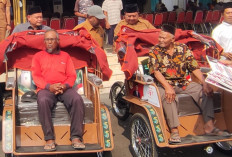Bupati Jombang Serahkan 200 Becak Listrik untuk Transportasi Muktamar Ke-35 NU