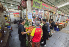 Pastikan Harga Stabil Jelang Ramadan dan Imlek, Satgas Pangan Polres Gresik Sidak Pasar Tradisional