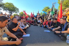 Temui Massa Aksi Cipayung Plus, DPRD Surabaya Siap Kawal Aspirasi Mahasiswa hingga ke Tingkat Pusat