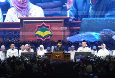 Ribuan Warga Kota Mojokerto Ikuti Dzikir Akbar Bersama Gus Iqdam