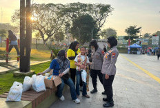 Polwan Polresta Sidoarjo Patroli dan Amankan Car Free Day di Kawasan Alun-Alun