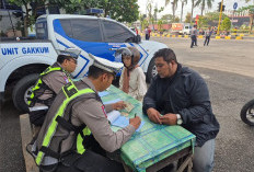 Operasi Gabungan di Ngawi, Polisi Tindak 39 Pelanggar dan Amankan Penggembira IKS PI Berkendara Membahayakan