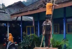 Angin Kencang Rusak Atap SDN Medowo 3 Kandangan Kediri 