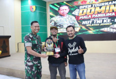 Adu Strategi di Meja Domino, Pasangan Jelbuk Sabet Piala Panglima TNI di Kodim 0824/Jember