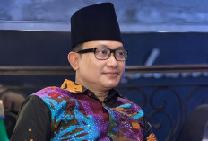 Sisi Lain Gus Kikin: Santun saat Mendengar dan Berbicara, Terbuka pada Gagasan