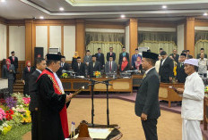Wongso Negoro Resmi Jabat Wakil Ketua III DPRD Gresik