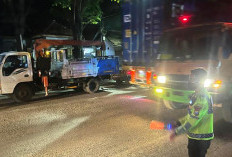 Satlantas Polres Pasuruan Amankan Perbaikan Jalur Nasional di Bangil