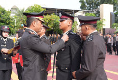 83 Polisi Sidoarjo Terima Satyalancana Pengabdian