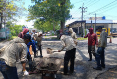 Posko Lebaran PUTR Gresik Perbaiki 12 Titik Jalan Rusak Selama Libur Idulfitri, Wilayah Selatan Terbanyak