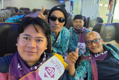 Isak Tangis di Sudut Kakbah, Kisah Haru 4 Sekawan Mencari Ampunan dan Kepasrahan di Tanah Suci