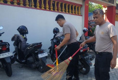 Sambut Hari Bhayangkara Ke-80, Polsek Krembangan Gelar Bakti Religi dan Salurkan Sembako di Surabaya