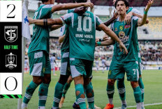 Gol Bruno Moreira dan Leo Lelis Bawa Persebaya Unggul di Babak Pertama