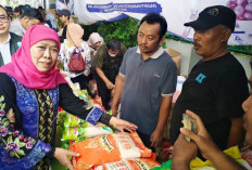 Pemprov Jatim Gencarkan Operasi Pasar di Surabaya, Harga Beras hingga Cabai Lebih Murah