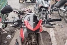 Dump Truk Seruduk 10 Kendaraan di Pasar Gondanglegi Pasuruan