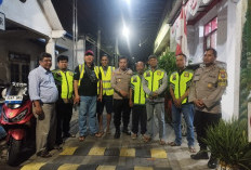 Perkuat Keamanan Lingkungan, Kapolsek Tandes Sambangi Pos Kampling Manukan dan Sosialisasi Call Center 110