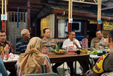 Sinergi Jaga Kamtibmas, Polsek Rungkut dan Polrestabes Surabaya Cangkrukan Sabuk Kamtibmas di Kedung Baruk