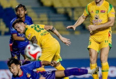 Persik Kediri vs Persebaya Surabaya Imbang Tanpa Gol di Babak Pertama