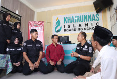 Semarak HUT Ke-75 Humas Polri, Polres Gresik Salurkan Sembako ke Panti Asuhan Nurul Hayat