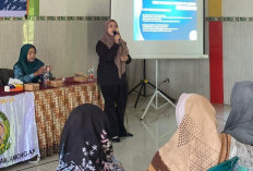 Tim PPK Ormawa Unisla Dampingi Warga Desa Margoanyar Lamongan Kembangkan Olahan Ikan Tambak