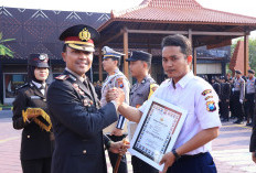 Sebanyak 73 Anggota Polres Ngawi Diganjar Penghargaan, Kapolres: Jadikan Motivasi untuk Terus Berprestasi